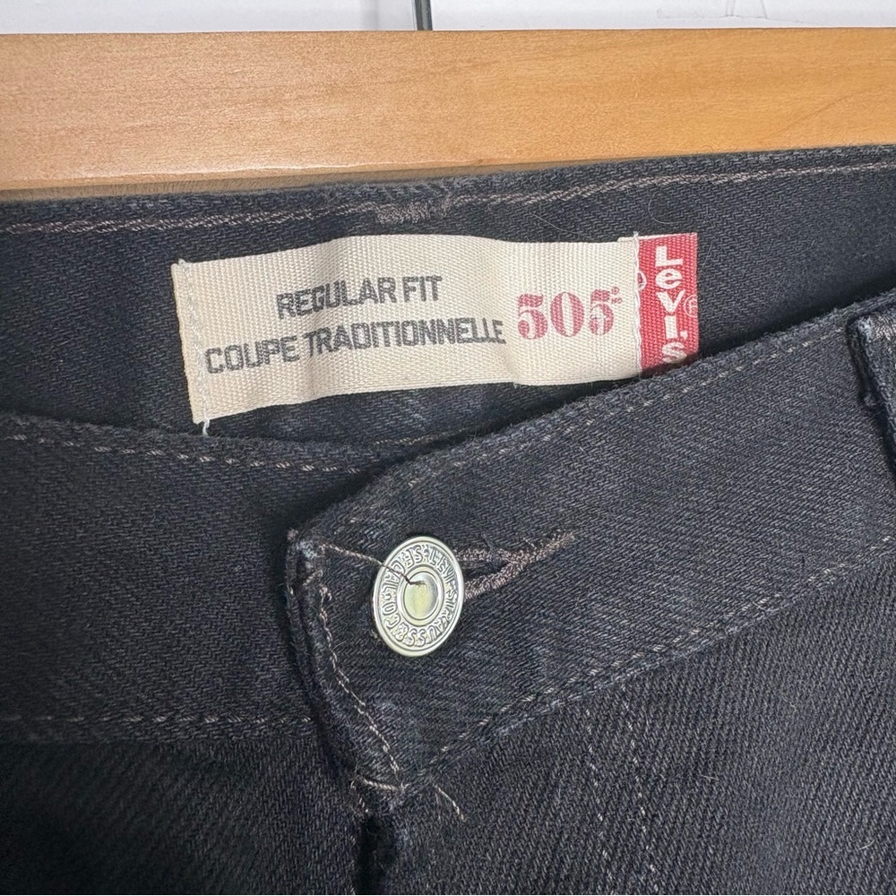 Black Levis 505 36/32 Regular Fit - Picture 9 of 9